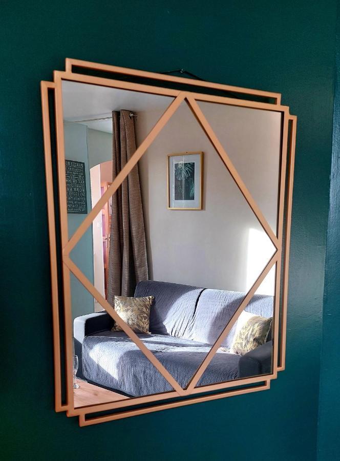 Les Belles Terrasses Dieppe ,3 Appartements , Le Vegetal De 1 A 8 Personnes , Le Tropical De 1 A 6 Personnes , Le Floral Avec Terrasse De 1 A 3 Personnes , Quartier Calme Au Stationnement Gratuit A Cote De L'Avenue Verte Εξωτερικό φωτογραφία