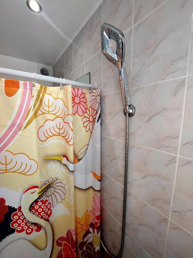 Les Belles Terrasses Dieppe ,3 Appartements , Le Vegetal De 1 A 8 Personnes , Le Tropical De 1 A 6 Personnes , Le Floral Avec Terrasse De 1 A 3 Personnes , Quartier Calme Au Stationnement Gratuit A Cote De L'Avenue Verte Εξωτερικό φωτογραφία
